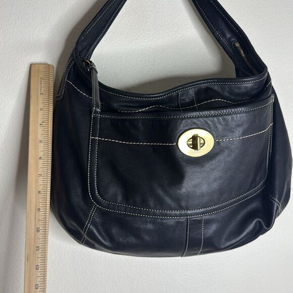 Vtg Coach Ergo Black Leather Hobo Shoulder Bag with turnlock style 10741 - Picture 4 of 13